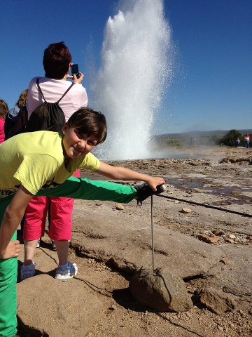 Stretching på fjellet, ved fjorden, på Island, i syden og i&nbsp;Lekeland